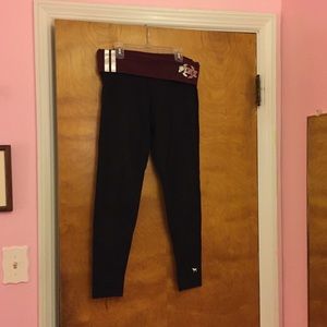 Victoria’s Secret PINK leggings maroon fold over